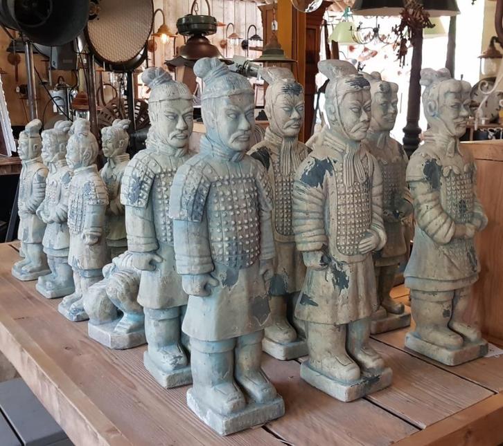 Aziatische Chinese terracotta krijgers en beelden, Verzamelen, Beelden en Beeldjes, Nieuw, Mens, Verzenden