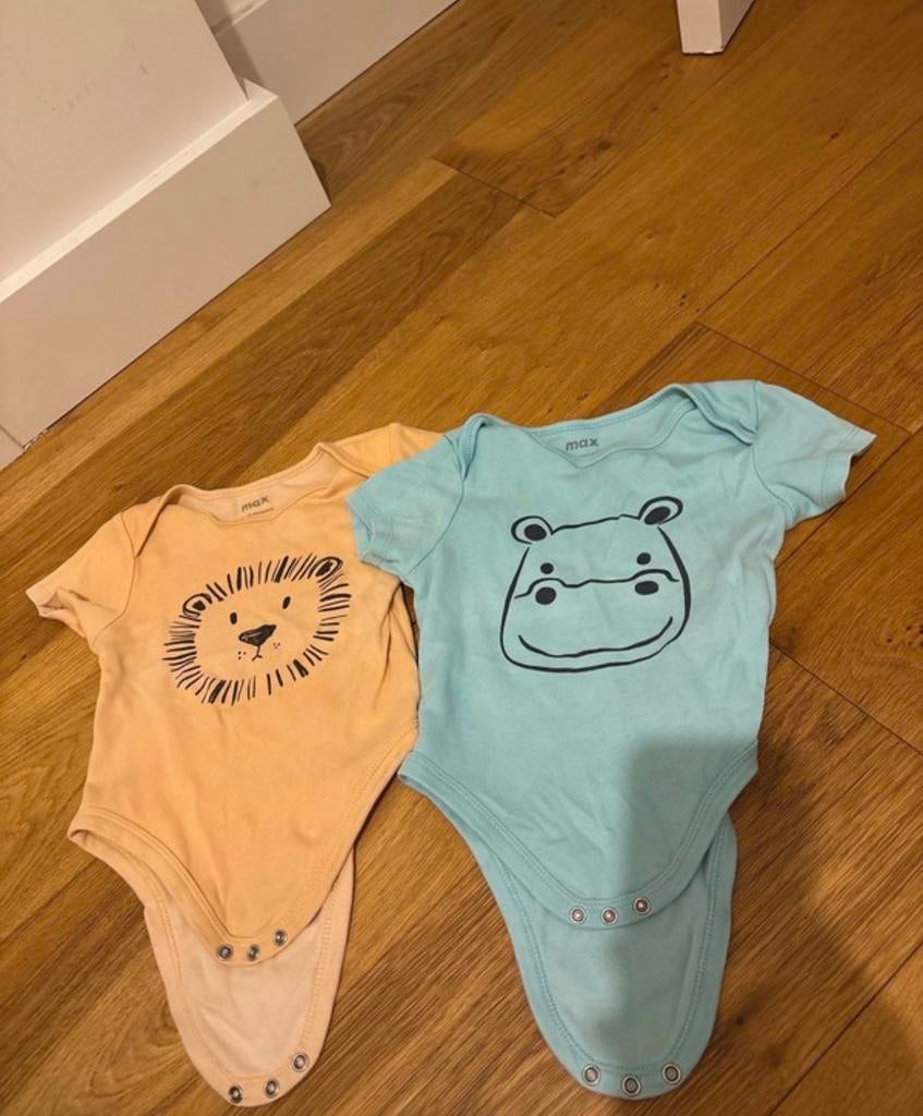 Rompers met dierenprint - 9-12 maanden, Ophalen of Verzenden, Zo goed als nieuw, Overige maten