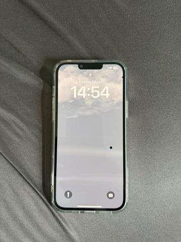 iPhone 14 Plus – 128 GB Licht paarswit Met extra onderdelen beschikbaar voor biedingen
