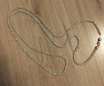 Oude lange Vintage ketting. beschikbaar voor biedingen