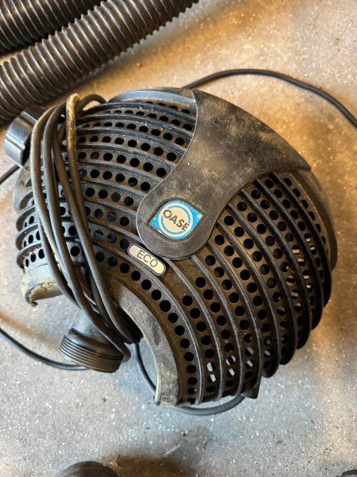 Vijverpomp met filterbak en UV lamp, Tuin en Terras, Vijver-toebehoren, Gebruikt, Vijverpomp, Ophalen