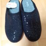 zwarte pantoffels wollen, Zwart, Nieuw, Ophalen of Verzenden, Pantoffels of Sloffen