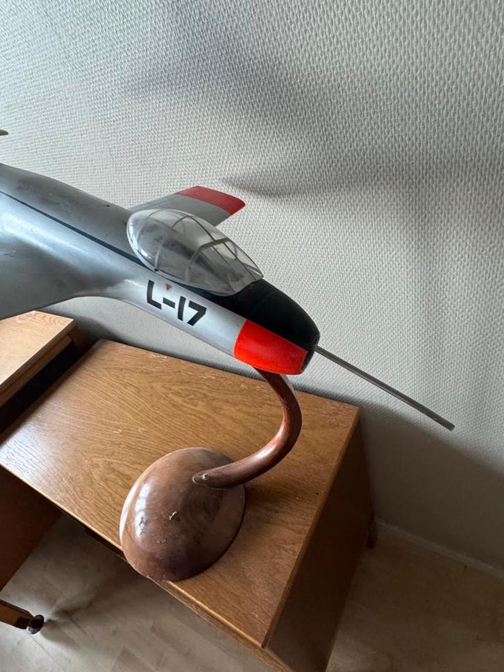 VintageFOKKER  Modelvliegtuig - L-17, Hobby en Vrije tijd, Modelbouw | Vliegtuigen en Helikopters, Gebruikt, Groter dan 1:72, Overige merken