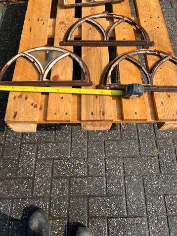 3 Oude Stalramen - Vintage Industrieel beschikbaar voor biedingen