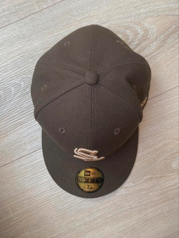 New Era pet (chicago white sox) bruin beschikbaar voor biedingen