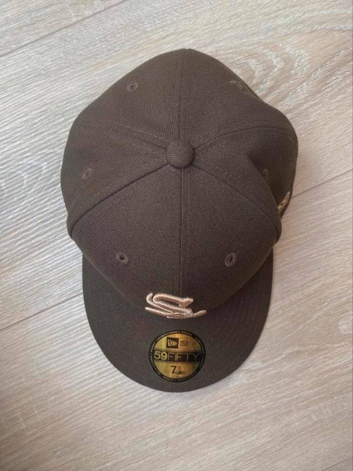New Era pet (chicago white sox) bruin, Kleding | Heren, Hoeden en Petten, Gedragen, Pet, 60 cm (XL, 7½ inch) of meer, Ophalen