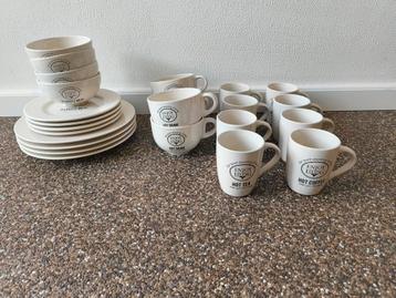 Servies 4 personen Landelijke stijl beschikbaar voor biedingen