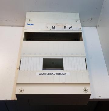Hager Lege Groepenkast voor 2x 12 modules + bovenbak (1x) beschikbaar voor biedingen