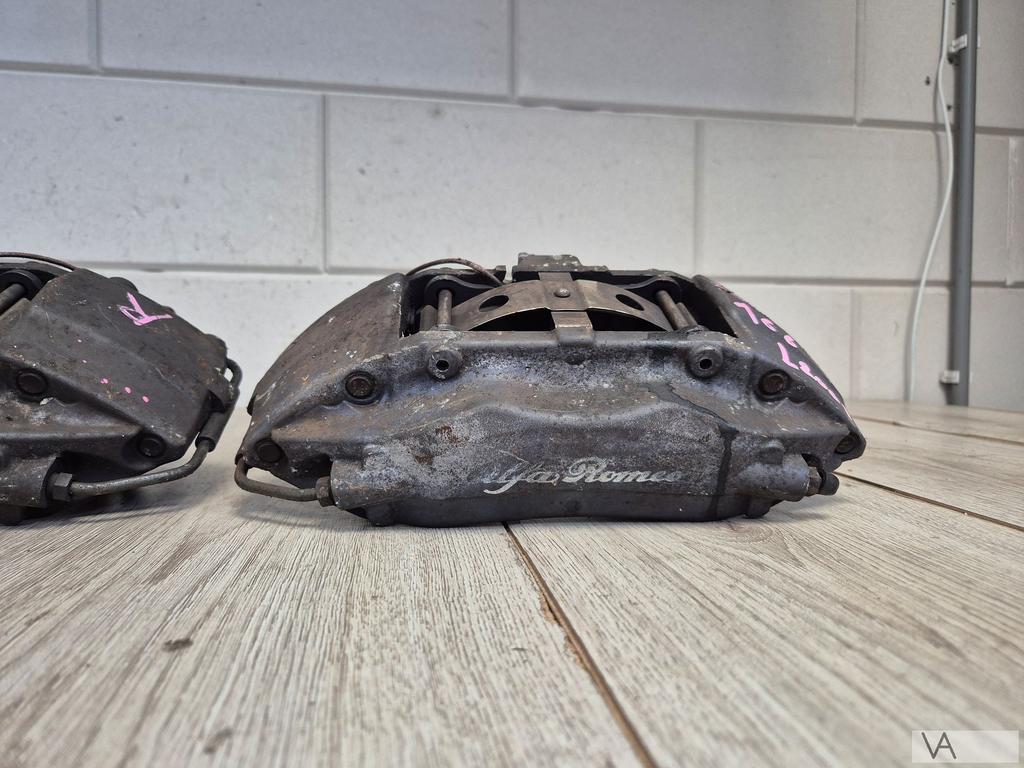 Alfa Romeo 166 brembo remklauwen 4-pots 305/330mm UPGRADE, Gebruikt, -, -, Ophalen of Verzenden