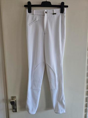 Witte paardrijbroek. beschikbaar voor biedingen