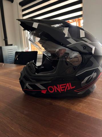 Mooie Adventure motorhelm te koop beschikbaar voor biedingen