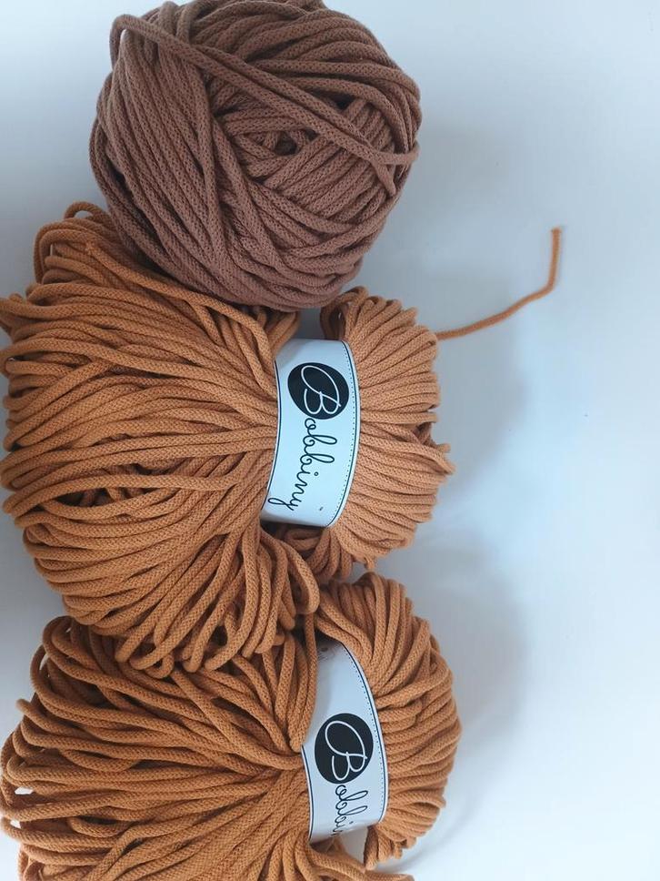 Bobbini Macramé Garen - Okergeel & Bruin, Hobby en Vrije tijd, Breien en Haken, Nieuw, Breien of Haken, Wol of Garen, Ophalen of Verzenden