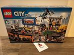 Lego City 60097 Stadsplein - Nieuw in ongeopende doos !, Nieuw, Complete set, Ophalen of Verzenden, Lego