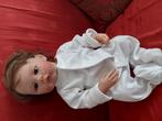 Schattige babypop, Ophalen of Verzenden, Zo goed als nieuw, Pop