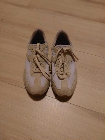 Bluebox sneakers maat 39 - zo goed als nieuw! beschikbaar voor biedingen