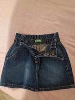 United Colors of Benetton 122, Kinderen en Baby's, Kinderkleding | Maat 122, Ophalen of Verzenden, Zo goed als nieuw, Meisje, Jas