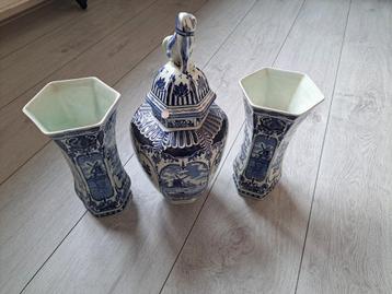 Delfts Blauw Boch Vaas Set beschikbaar voor biedingen
