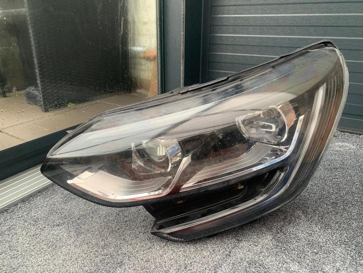 Koplamp Renault Megane Valeo 90060924, Auto-onderdelen, Verlichting, Renault, Gebruikt, Ophalen of Verzenden