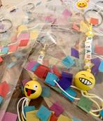 Emoji sleutelhanger met naam LEUK TRAKTEREN, Ophalen of Verzenden, Nieuw, Overige typen