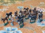 18 paarden mooie oud antiek speelgoed uit Engeland van tin.