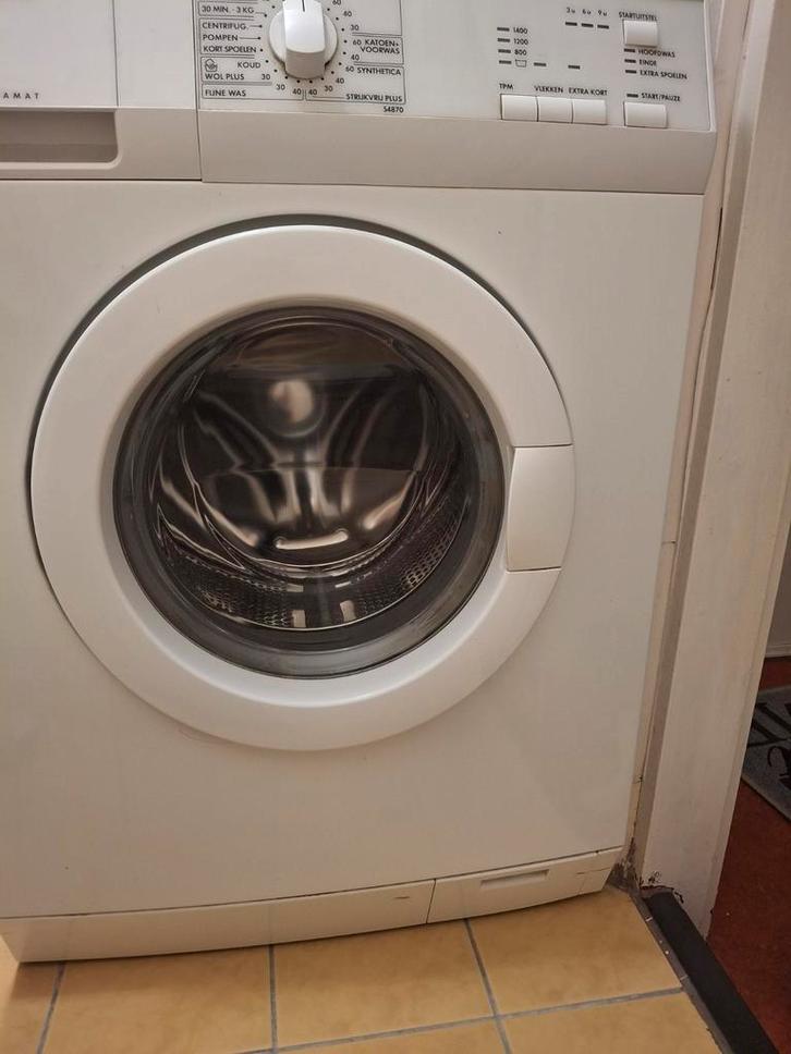 Wasmachine AEG Lavamat L54870, Witgoed en Apparatuur, Wasmachines, Gebruikt, Voorlader, 6 tot 8 kg, 85 tot 90 cm, 1200 tot 1600 toeren