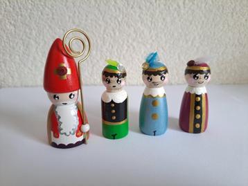 Sint en pieten peg dolls setje  beschikbaar voor biedingen