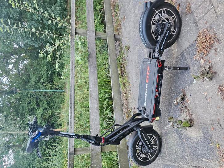 2 Estep Dualtron city step  de beste op de markt en vsett, Fietsen en Brommers, Steps, Zo goed als nieuw, Elektrische step (E-scooter)