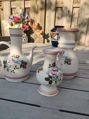 Diverse schalen potjes en vazen vanaf € 10,- p/st. beschikbaar voor biedingen