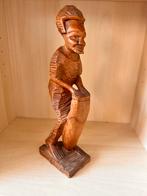 Houten Beeldje - Afrikaanse Man met Trommel, Antiek en Kunst, Ophalen