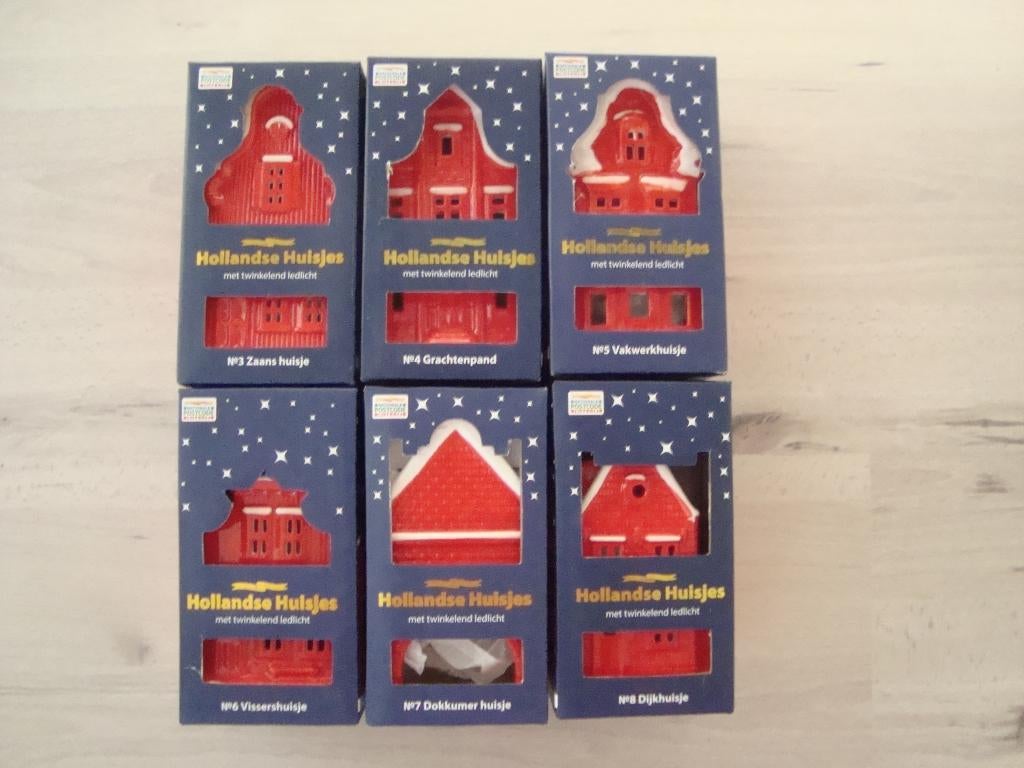Kersthuisjes nr 3-4-5-6-7-8 -9 nieuw in doos, Diversen, Kerst, Ophalen of Verzenden, Nieuw