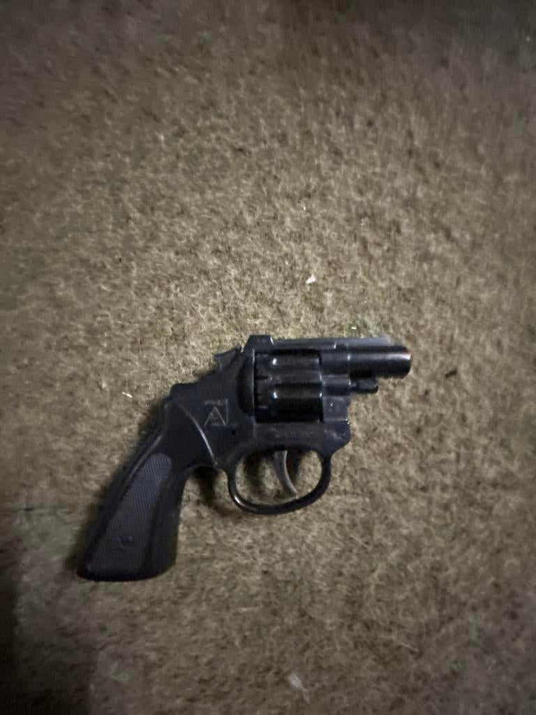 Klappertjes pistool - Speelgoed revolver, Ophalen of Verzenden, Gebruikt, Jongen of Meisje