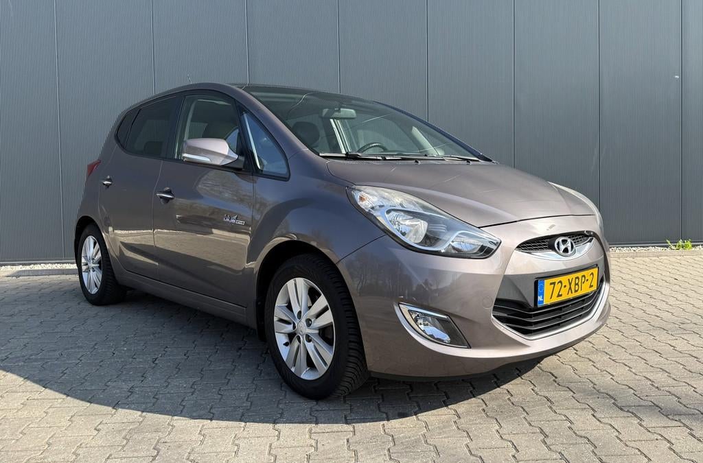 Hyundai Ix20 1.6i i-Vision Airco Cruise Pano 5 Deurs APK NAP, Auto's, Hyundai, Voorwielaandrijving, Euro 5, Gebruikt, 1591 cc