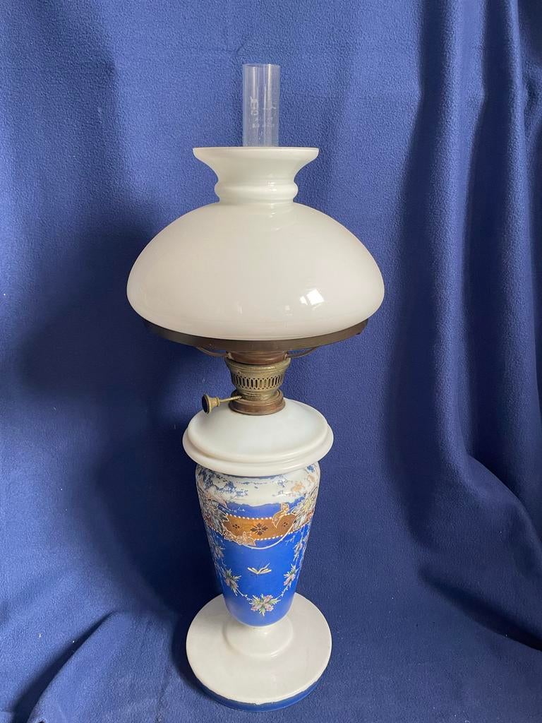 olielamp met blauw-wit decor, Antiek en Kunst, Antiek | Lampen, Ophalen