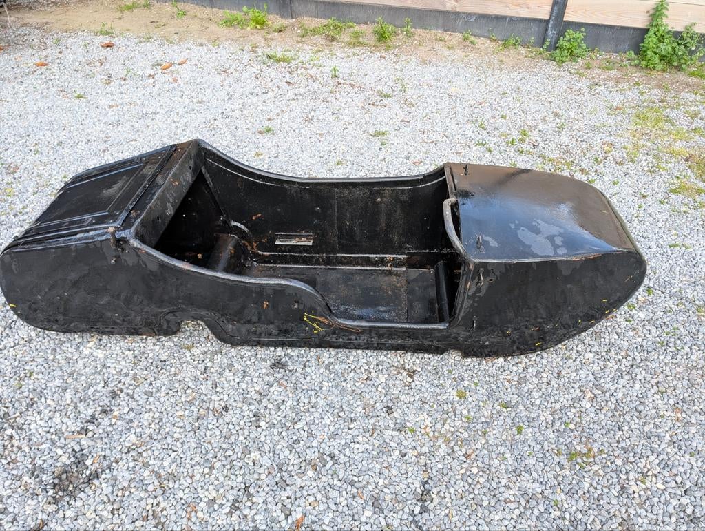 Ural zijspan body - opknapper, Motoren, Onderdelen | Overige, Ophalen of Verzenden