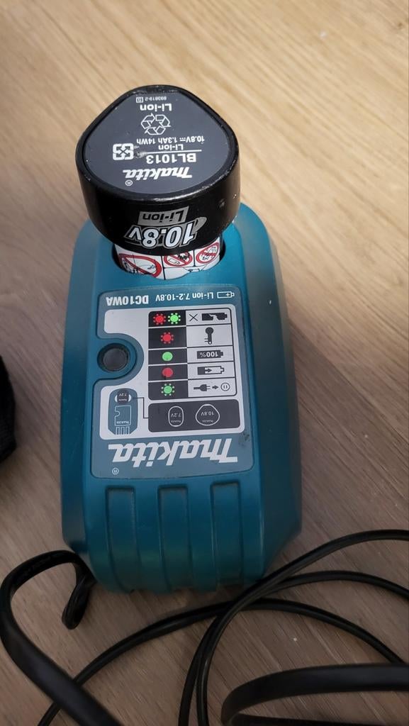 Makita DF330D 10,8V, Ophalen of Verzenden