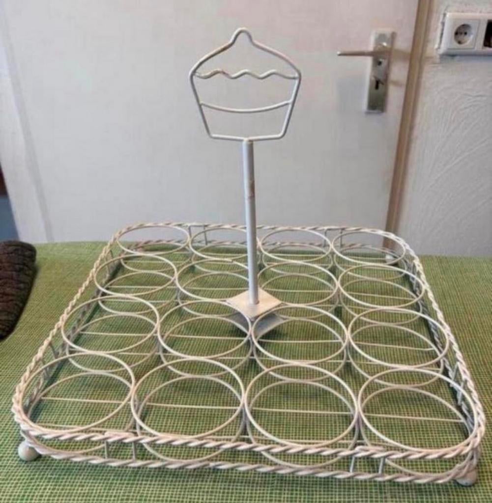 Metalen cupcake standaard / etagere, Ophalen, Overige typen, Zo goed als nieuw, Metaal
