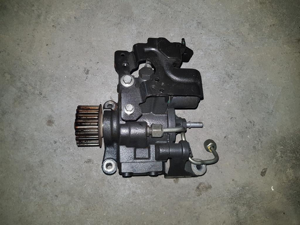 Dieselpomp Mercedes-Benz A 1.5 A-180 CDI 16V 2015, Ophalen of Verzenden