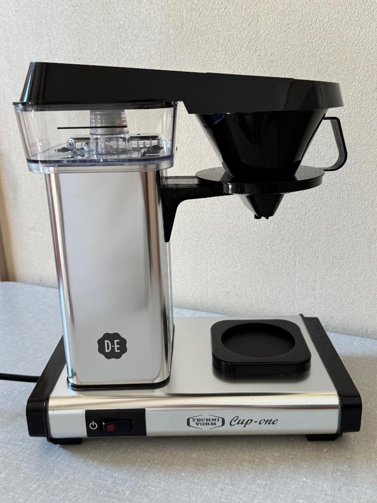 Z.G.A.N 1 kops koffiezetapparaat : CUP ONE van Douwe Egberts, Stoompijpje, 10 kopjes of meer, Koffiemachine, Gemalen koffie