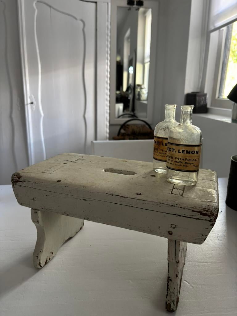 Mooi en lief opstapje, Ophalen of Verzenden