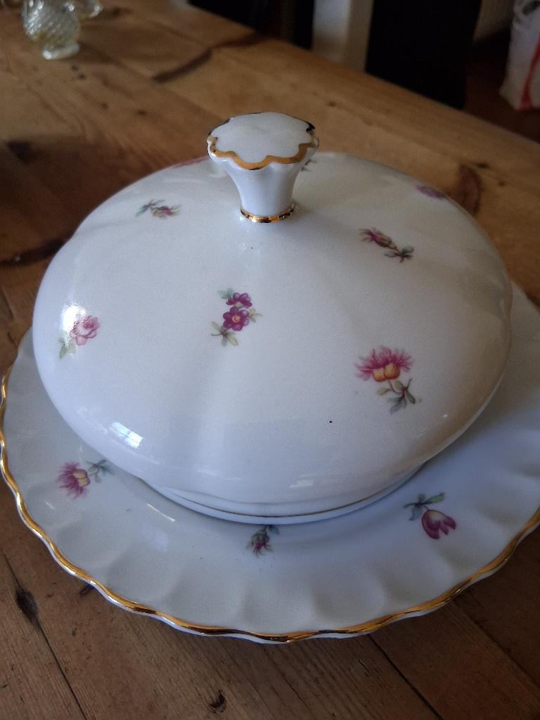 Botervloot MOSA vol kleine strooi bloemetjes oa roze roosjes, Ophalen of Verzenden