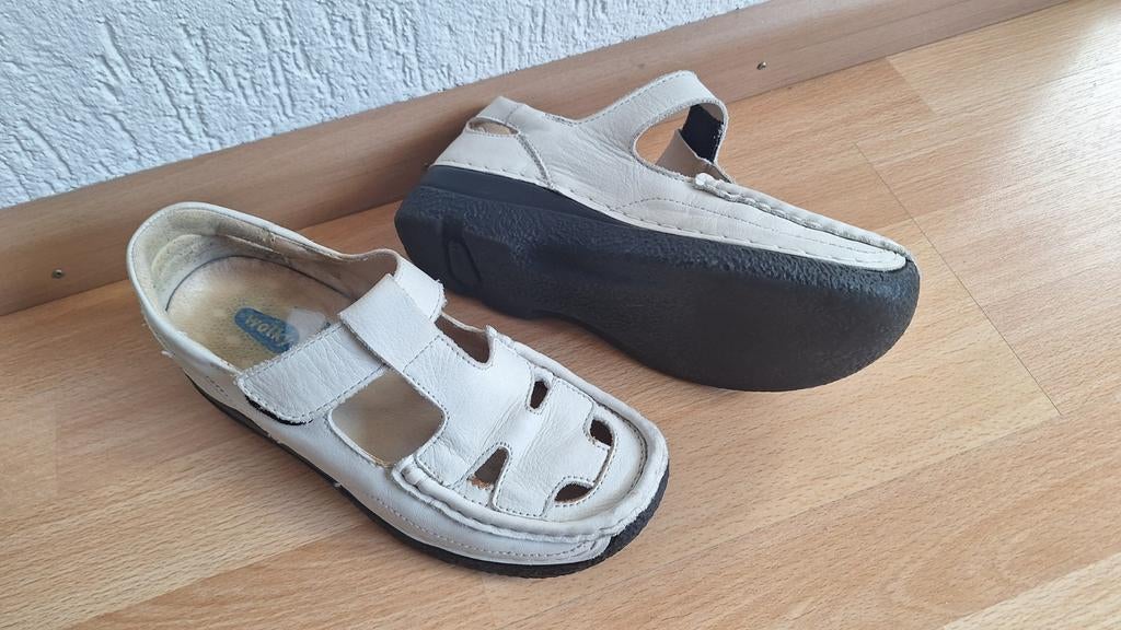 Off white Wolky Move maat 37, Kleding | Dames, Schoenen, Ophalen of Verzenden, Gedragen, Wit, Sneakers of Gympen