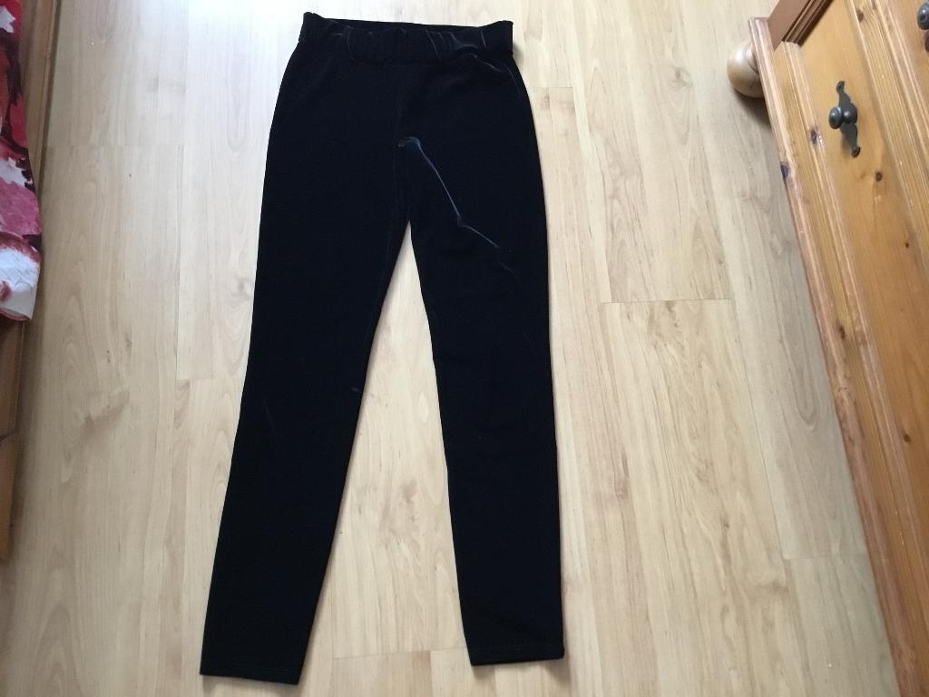 Zwarte fluweelachtige broek van rinascimento. Maat m, Maat 38/40 (M), Zwart, Rinascimento, Ophalen of Verzenden