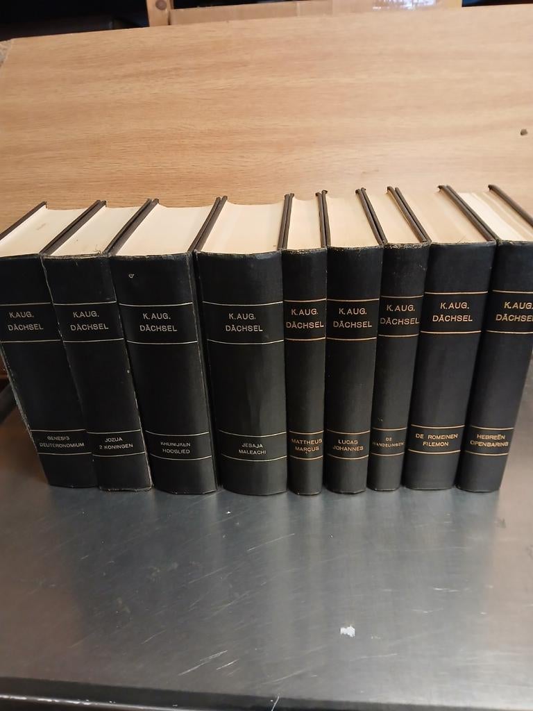 WD015Complete Bijbelverklaring K.AUG.Dachel 9 delen, Ophalen of Verzenden