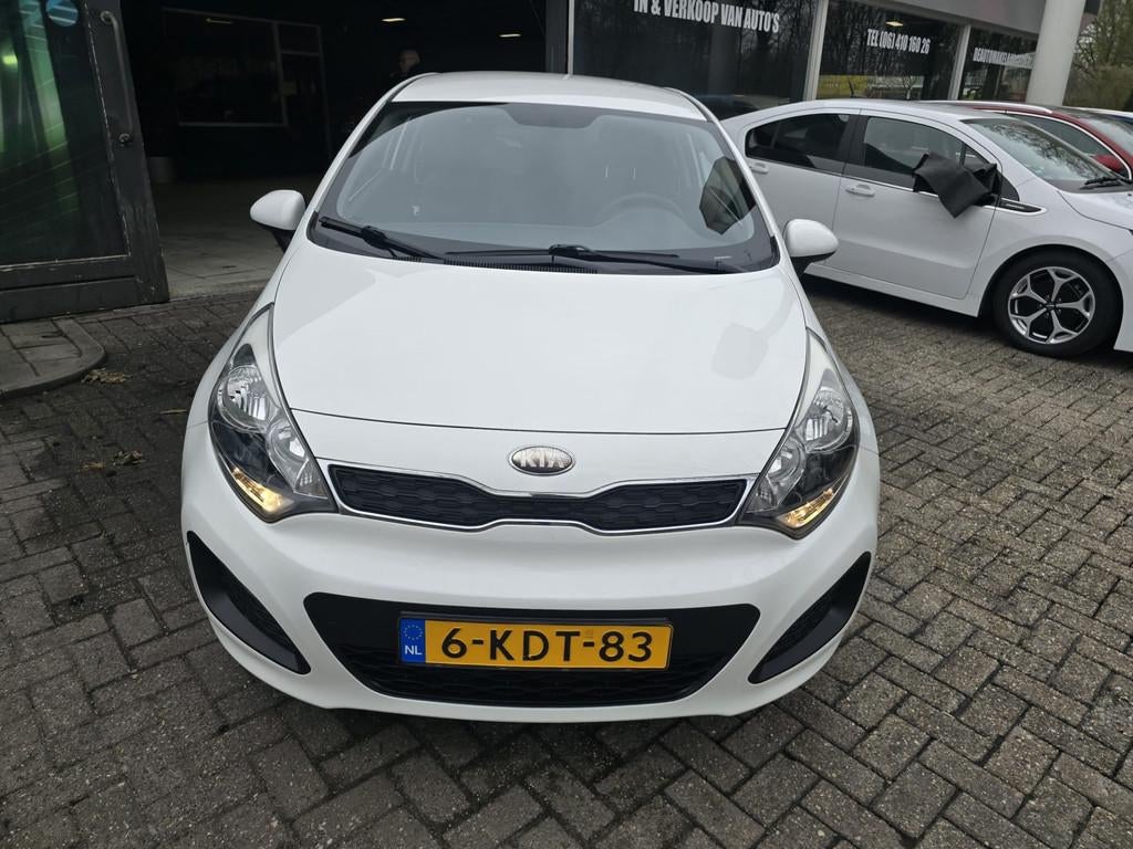 Kia Rio 1.2 CVVT Comfort Pack | 1E EIGENAAR | 12MND GARANTIE, Auto's, Kia, Euro 5, 4 cilinders, Wit, Origineel Nederlands