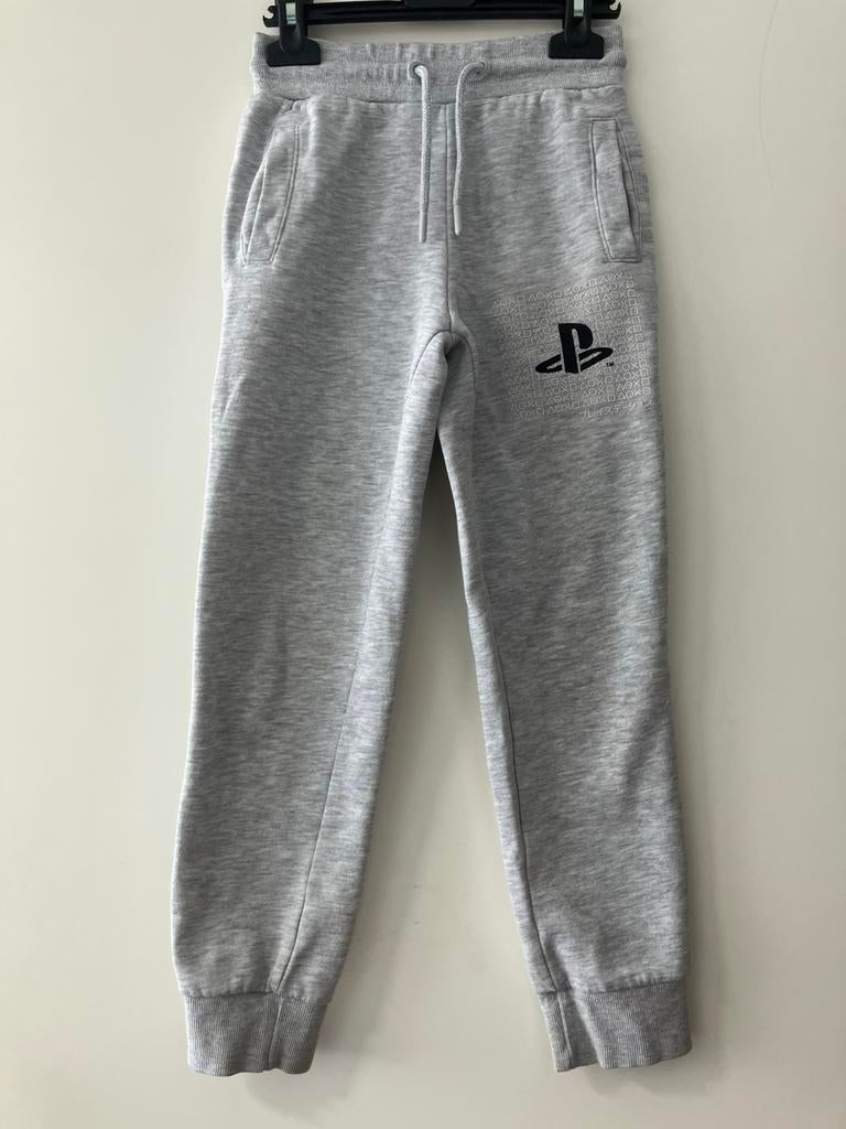 Nette joggingbroek / broek PlayStation grijs maat 128, Ophalen of Verzenden, Zo goed als nieuw, Jongen, Broek