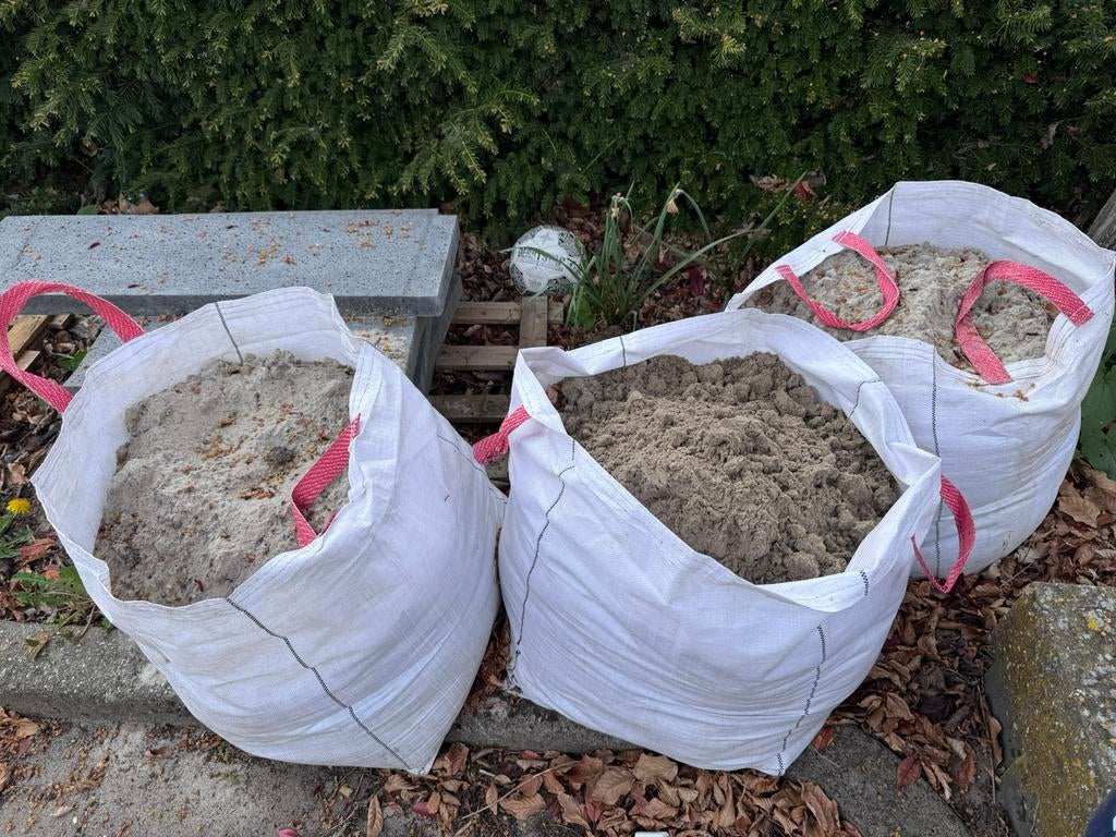 Wit zand +/- 0.3 kuub Gratis, Tuin en Terras, Zand, Ophalen, Zo goed als nieuw, Ophoogzand