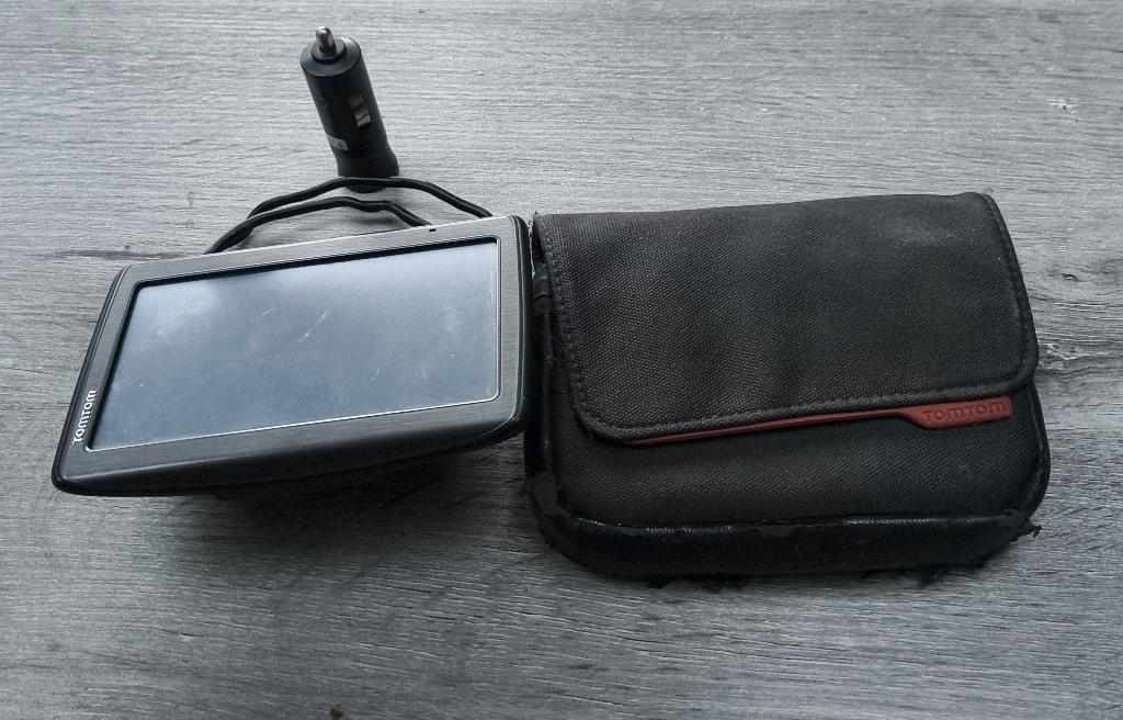 Tomtom via met europa zone 1 kaart 04/2025, Ophalen of Verzenden, Gebruikt