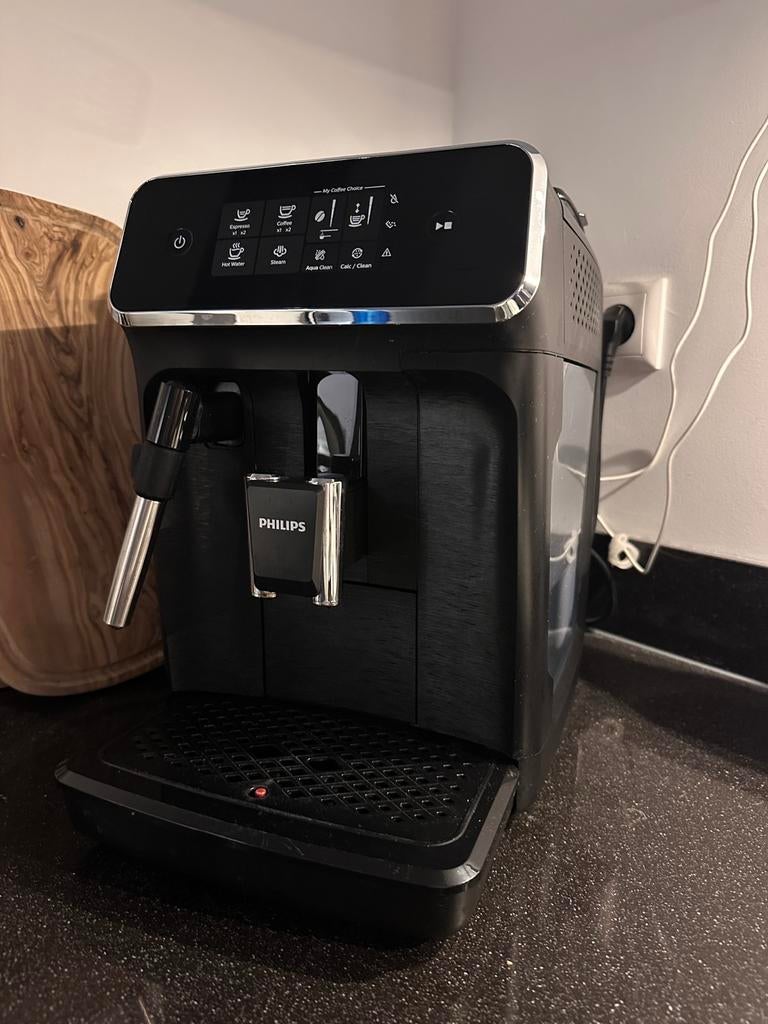 Philips 2200 Series Koffiezetapparaat zwart, Ophalen, Koffiemachine, Zo goed als nieuw, Afneembaar waterreservoir