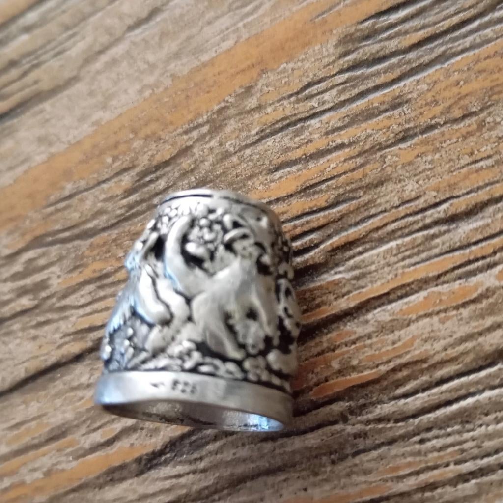 ZILVER nr 9.25 DIEREN VINGERHOEDJES NU 12€ ZIE FOTO,S., Verzamelen, Vingerhoedjes, Ophalen of Verzenden