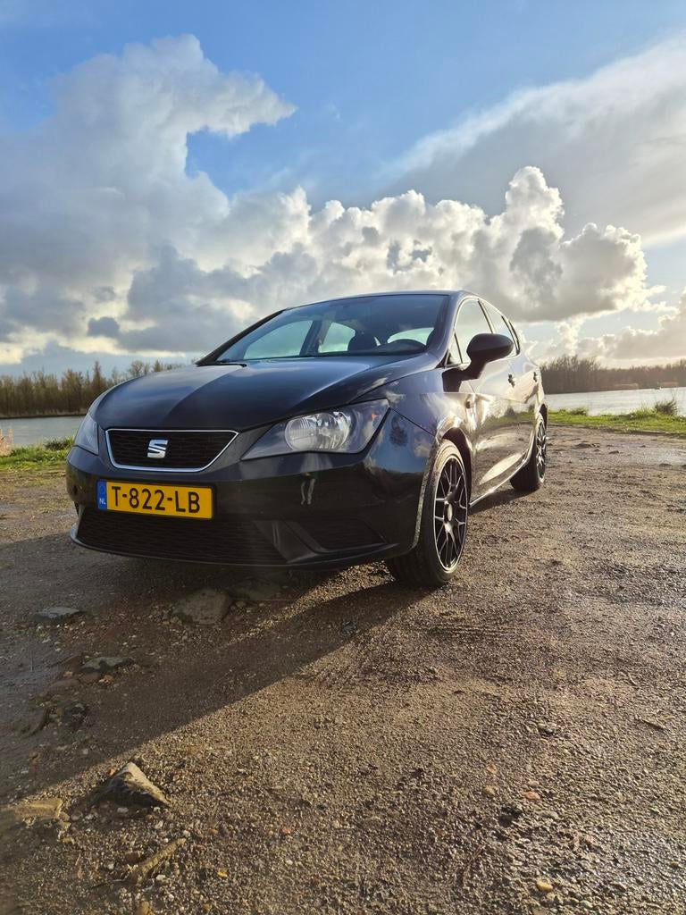 Seat Ibiza 1.2 51KW 5DRS 2014 Zwart, Auto's, Voorwielaandrijving, Euro 5, 31 €/maand, Overige kleuren